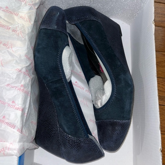 Ross Hommerson Navy Harlow Suede Pumps Women’s Size 10.5 Narrow NEW (READ ALL) - Picture 2 of 5